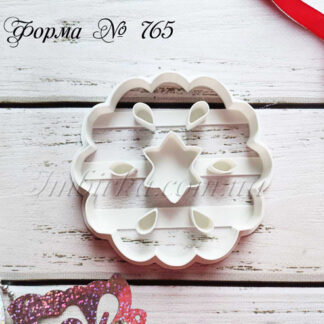 Формочка снежинка с дырочками
